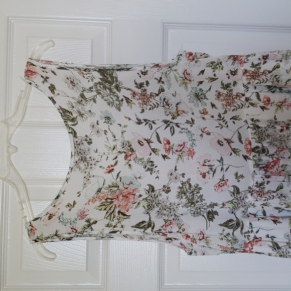 Lovely NEW Dress - Picture 7 of 12